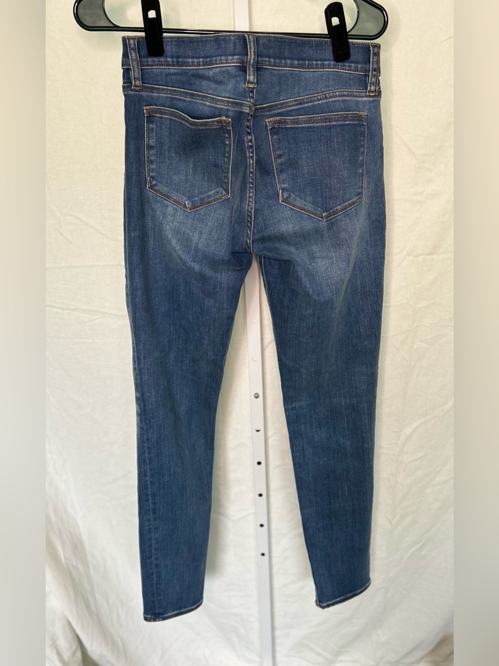 NWT J.Crew 8" Toothpick Tall Skinny Jeans Medium Wash Distressed Size 27T - Picture 2 of 10